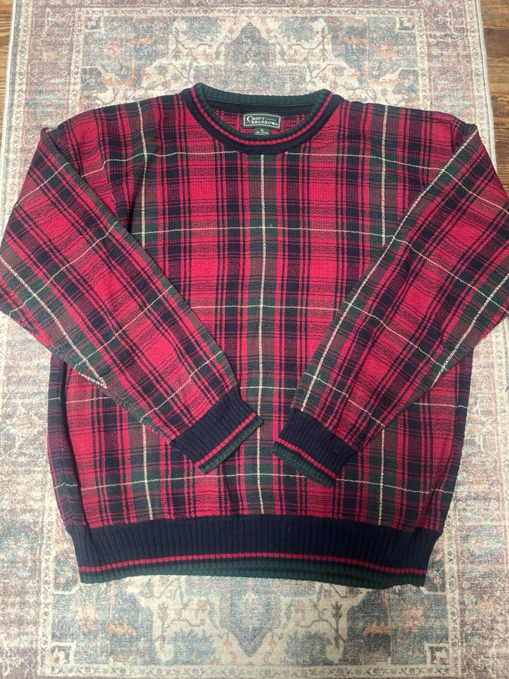 VTG Croft & Barrow Red Plaid Crewneck Sweater - Men's
PTP: 27in, L: 28in